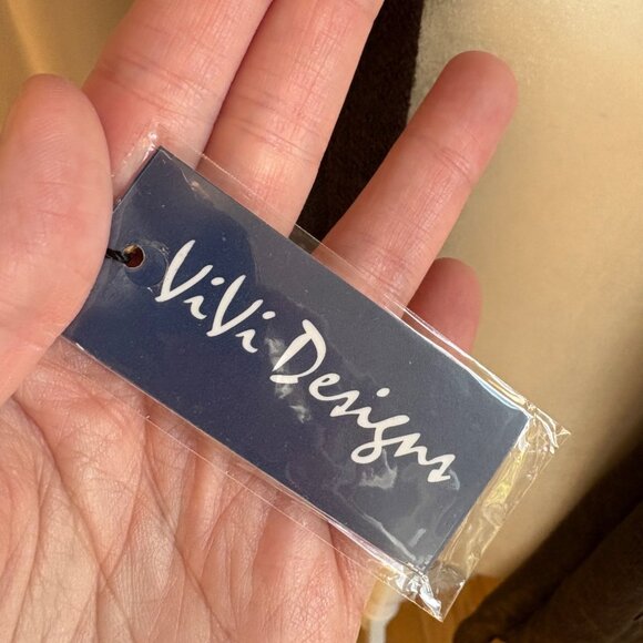 ViVi Designs NWT Convertible Button Cozy Scarf in Black Coffee One Size - Picture 6 of 6